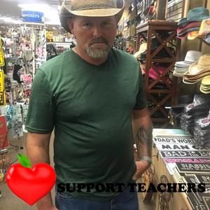 Meet your Posher, Larry